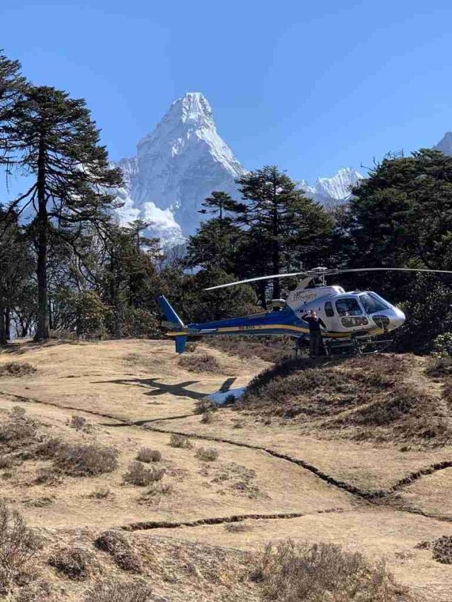 helicopter tour to Mount Everest