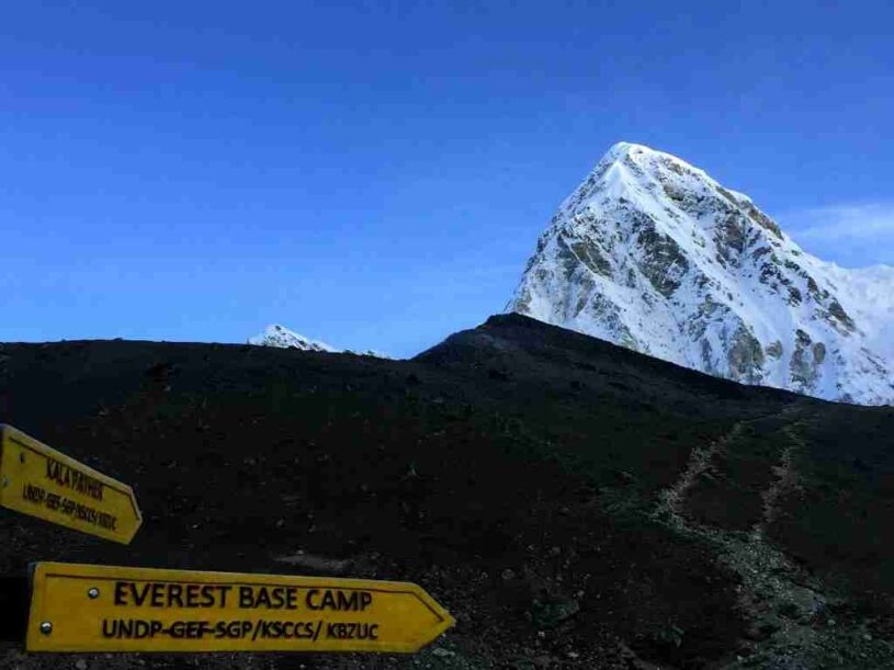 everest base camp and gokyo lakes trek