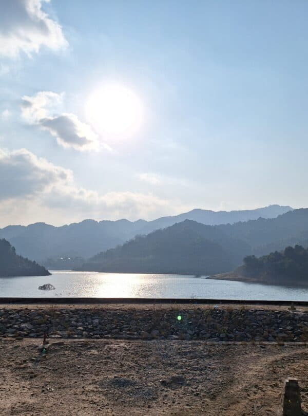 Dham Damn on the way to Chisapani