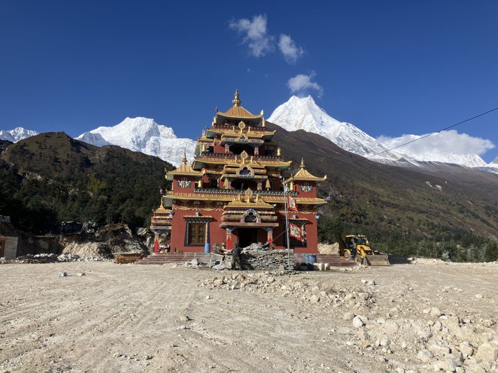 Manaslu Circuit Trek Itinerary
