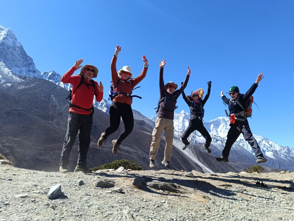 20 April 2025 - Trek to ebc with guide Purna